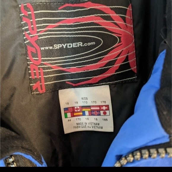 Spyder Snow Jacket With Fold Up Hood EUC SZ 18 - Picture 4 of 9